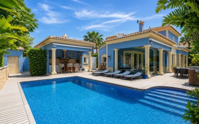 Elegant Single-Level Villa with Private Pool in Calpe
