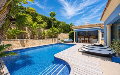 Elegant Single-Level Villa with Private Pool in Calpe