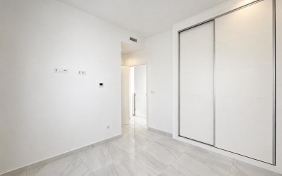 Modern 3-Bedroom Villa with Private Pool in Polop